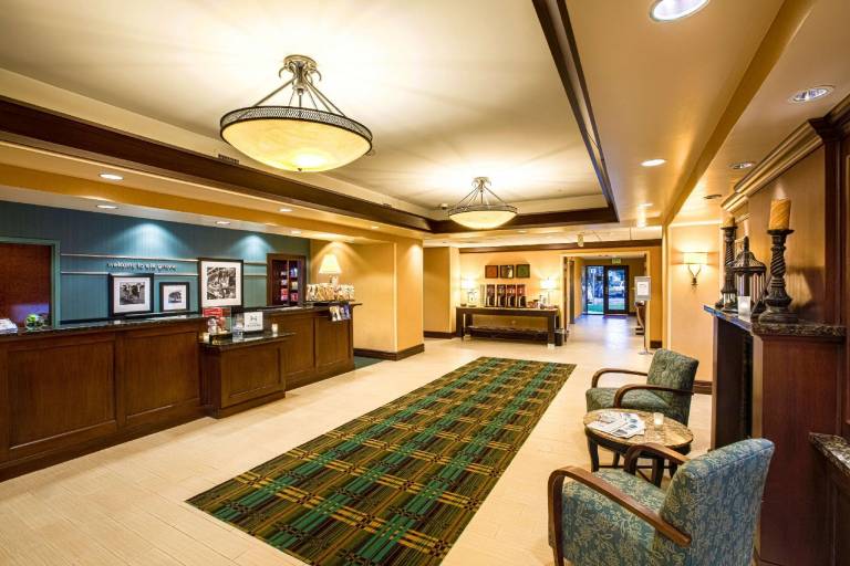 Hampton Inn & Suites Sacramento-Elk Grove Laguna 1-5 — photo 5