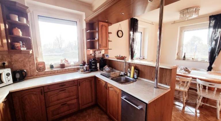 Fully equipped big vacation home with terrace, barbecue & hot tub | Pets allowed — photo 3