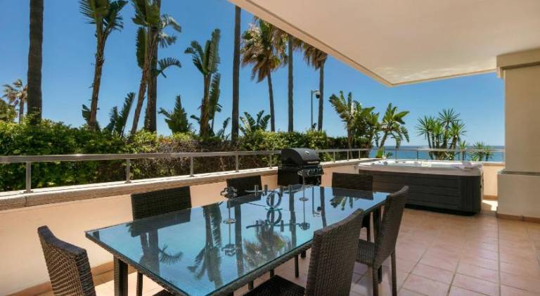 Apt 102 Guadalmansa Playa, Heaven Beach Apartments in Estepona