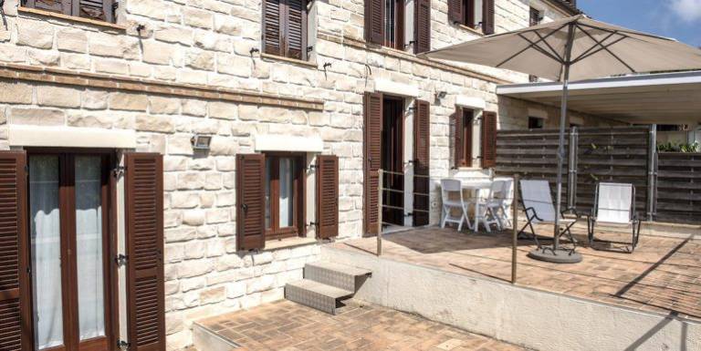Family-oriented wonderful holiday apartment with terrace | Sea view | Dogs allowed — photo 2