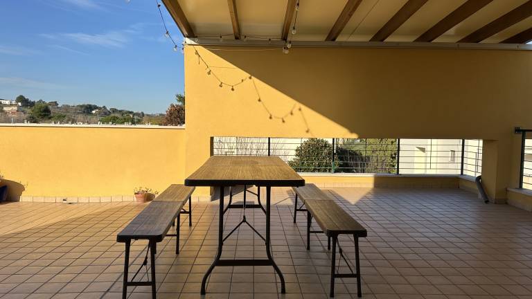 Children-friendly rental apartment with patio | City view | Beach nearby | Pets are welcome — photo 2