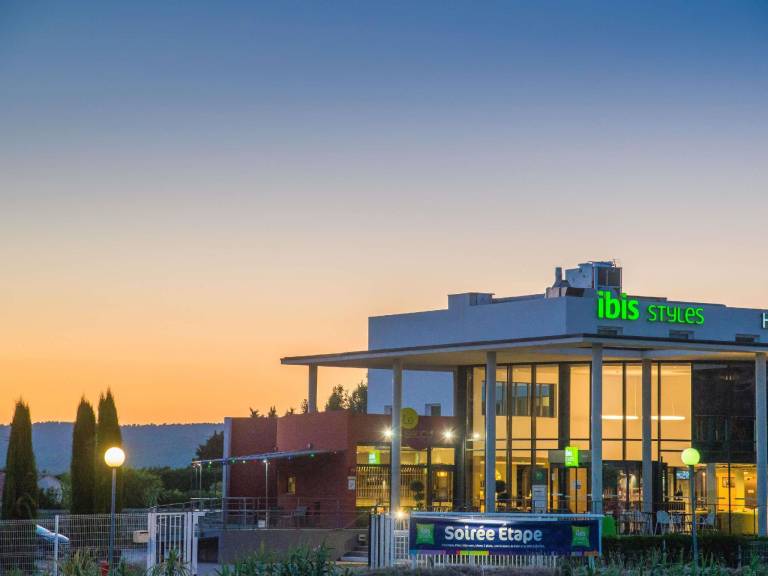 Ibis Styles Pertuis Luberon — photo 5