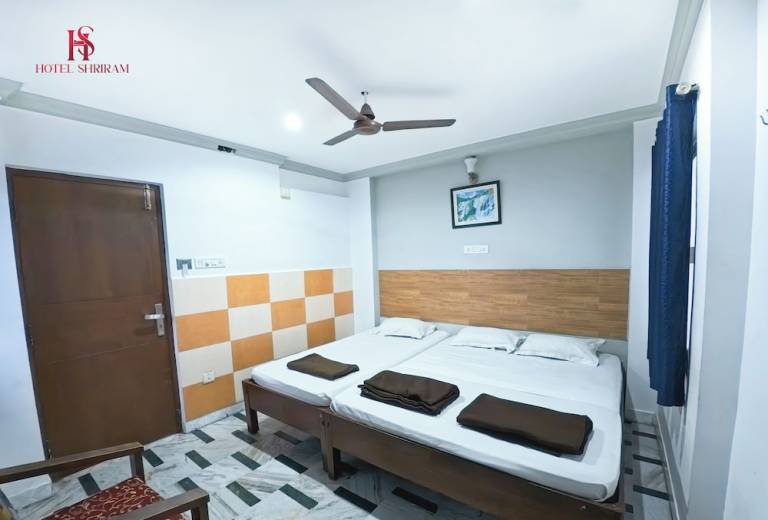 Lodge  Chennai