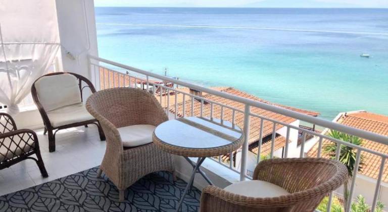Holiday apartment with garden & terrace | Next to the beach | Pet-friendly — photo 3