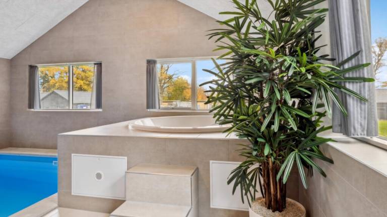 Family-oriented beautiful house with terrace, sauna & private pool | Pets are welcome — photo 3