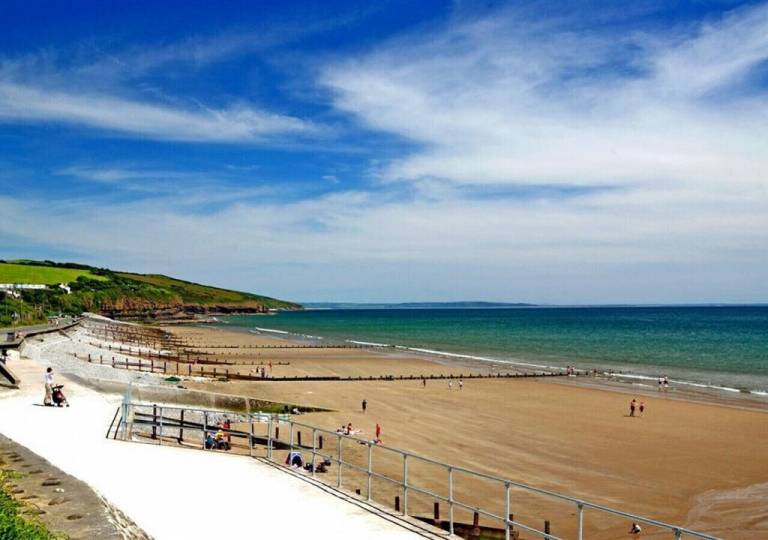 House Amroth