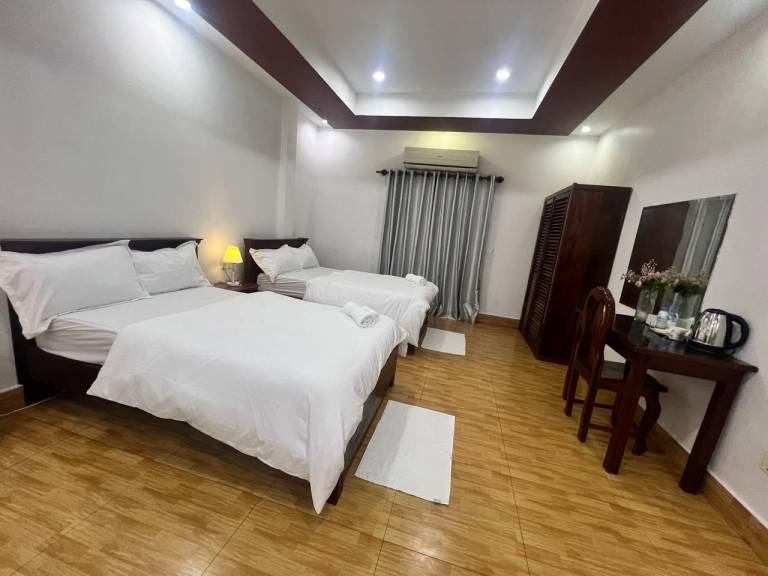 The Leaf Hotel SR — photo 3