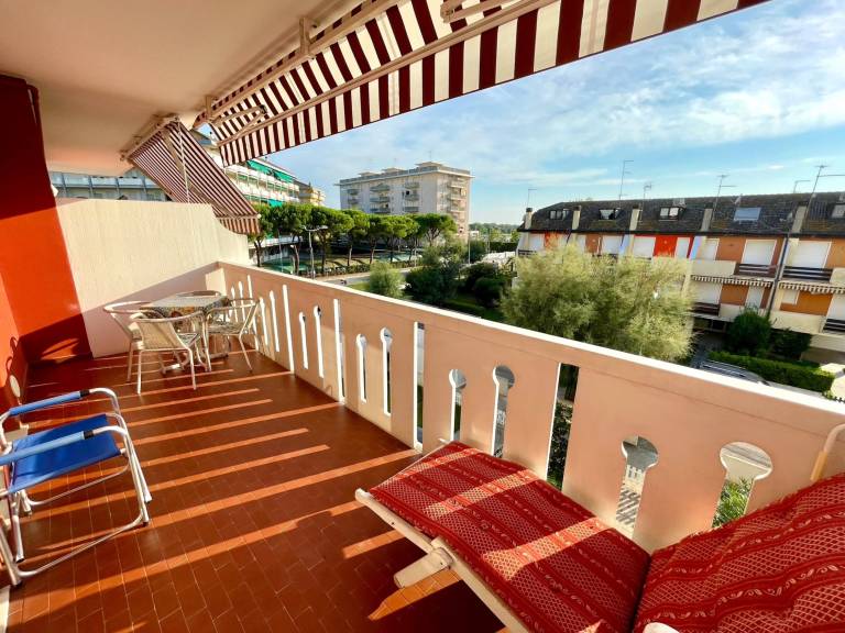Holiday apartment with pool | City view in Caorle