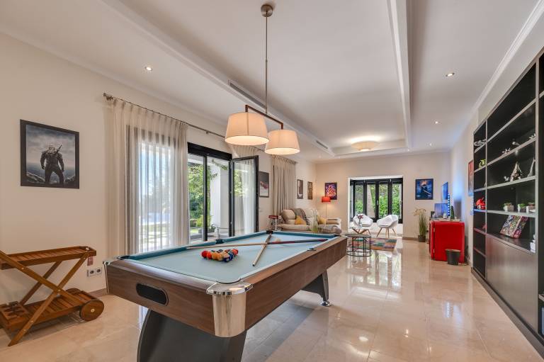 Chic Andalusian Villa with Sea views & Pool — photo 4