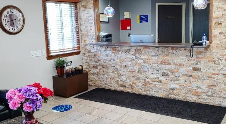 Days Inn by Wyndham West-Eau Claire — photo 3