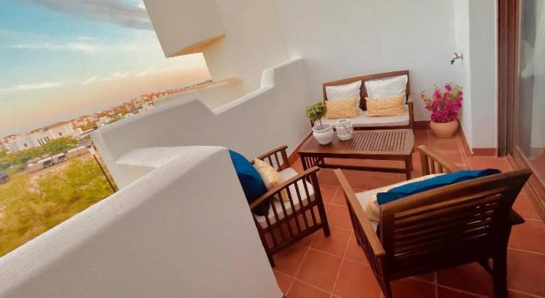 Fully equipped charming apartment with jacuzzi, terrace & pool | Pet-friendly — photo 4