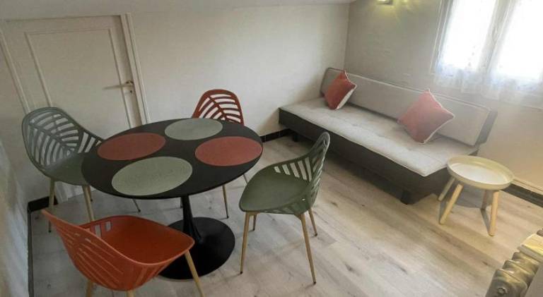 Comme a la maison B and B - 2 chambres et 1 salon — photo 4