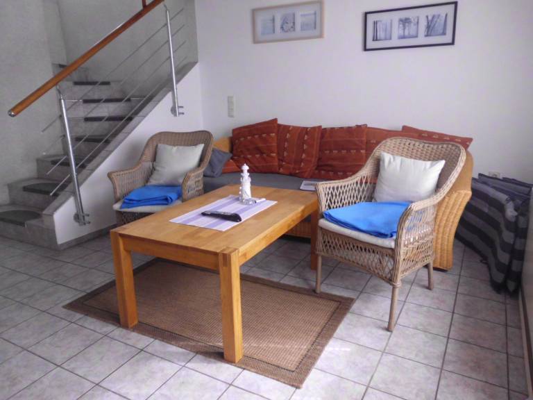 Vacation home with barbeque, terrace & yard | Pet-friendly — photo 3