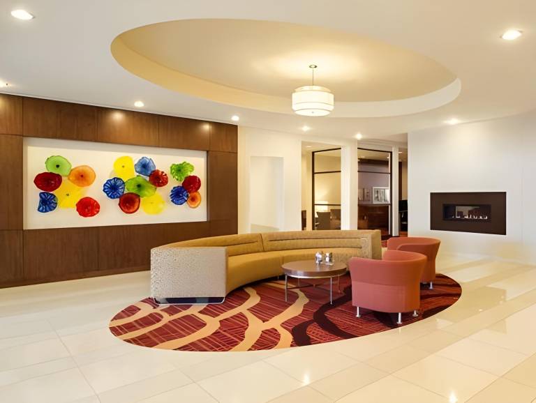 Homewood Suites by Hilton Winnipeg Airport Polo Park