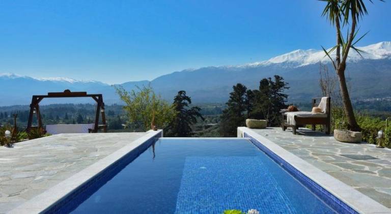 Villa with private pool, jacuzzi & yard | Pets allowed in Apokoronas