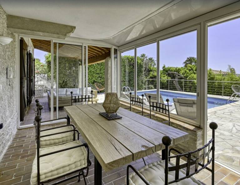 Family-oriented villa with terrace, yard & private pool | Sea view | Dogs allowed — photo 4