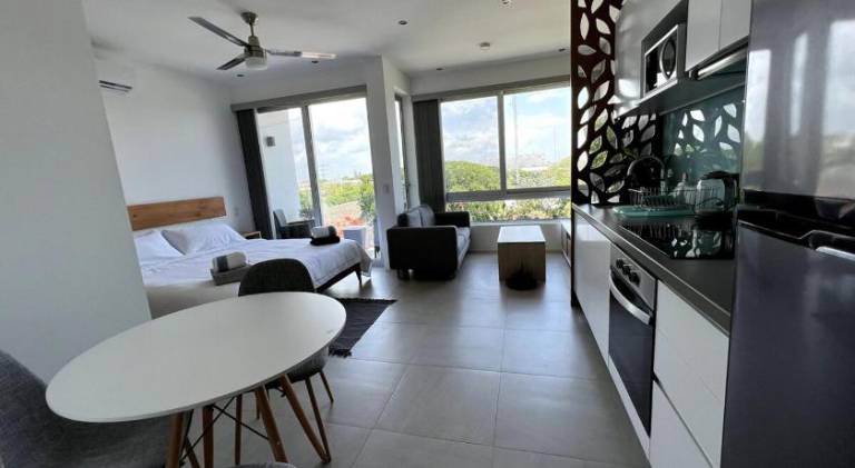 Holiday apartment with pool — photo 2