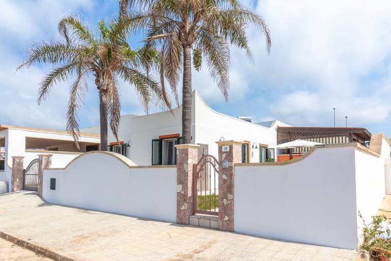 Child-friendly villa with garden & barbecue | Sea view | Pet-friendly — photo 3