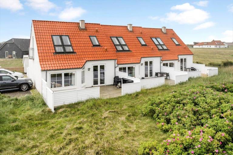 Fully equipped nice house with barbecue, sauna & terrace | Next to the beach | Pets allowed in Harboore