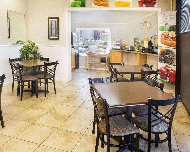Quality Inn Fredericksburg near Historic Downtown — photo 4