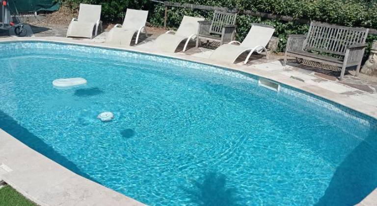 Villa with patio & private pool | Pets allowed — photo 5