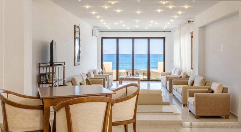 Niros Beachfront Aparthotel — photo 3