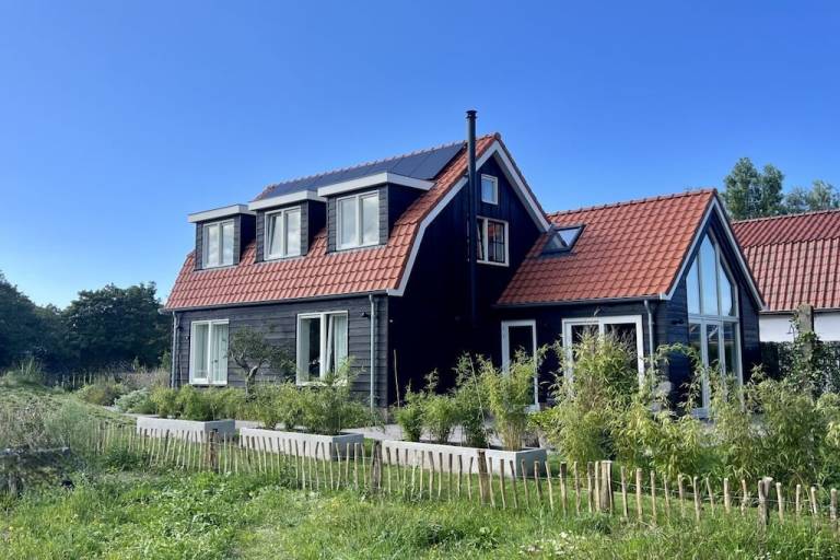 Voll ausgestattetes Ferienhaus mit Terrasse und Garten | Haustiere sind willkommen