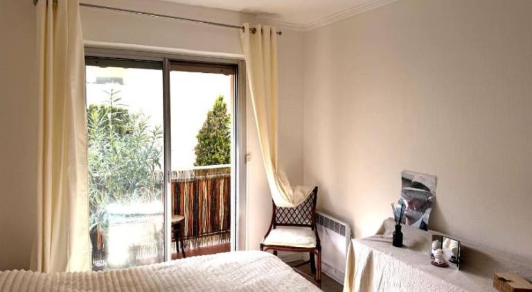 Apartment with 1 room for 4 persons — photo 2