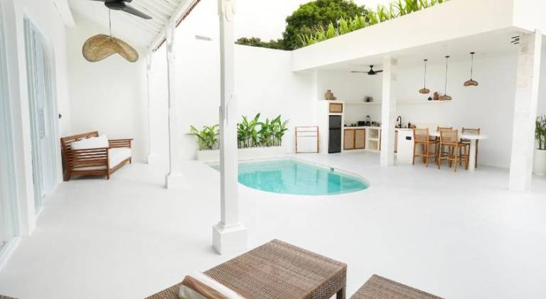 Spacious villa with pool | Pets allowed in Pecatu