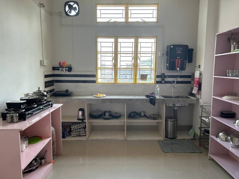 Vacation home with 5 rooms for 12 persons in Guwahati