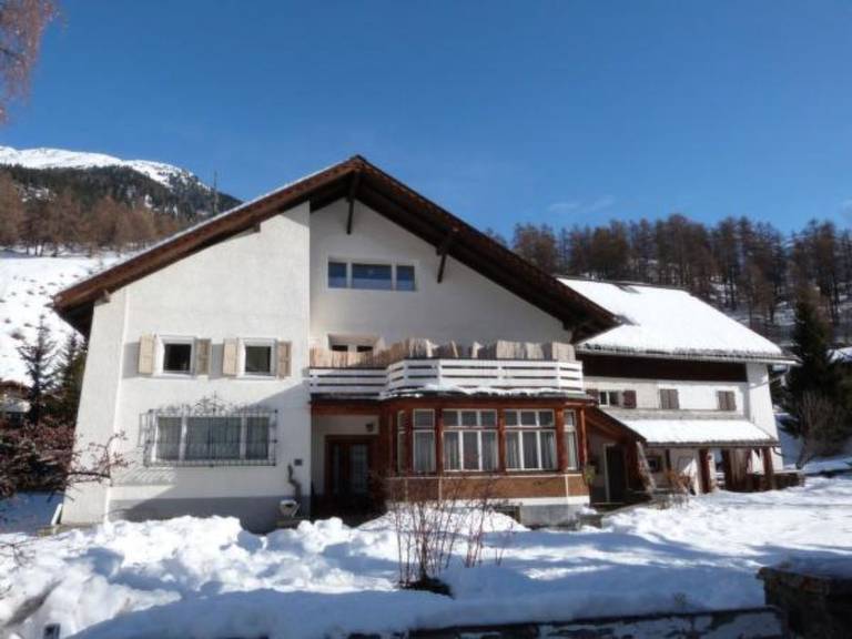 Chasa Gross, (Zernez). in Val Muestair