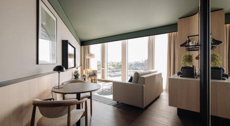 DoubleTree by Hilton Amsterdam Centraal Station — photo 4