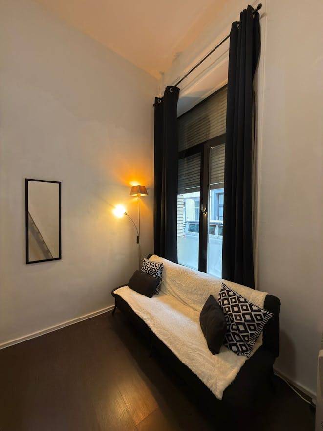 25 M² Appartamento Vacanza ∙ 1 Camera Da Letto ∙ 2 Ospiti - Jette