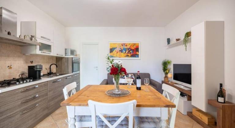 Fully equipped beautiful vacation home with barbecue, garden & patio | Pet-friendly — photo 4