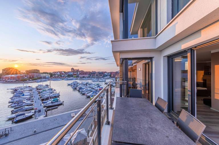5 - Sterne Ferienapartement Auszeit mit Panoramablick auf die Müritz in Waren (Müritz)