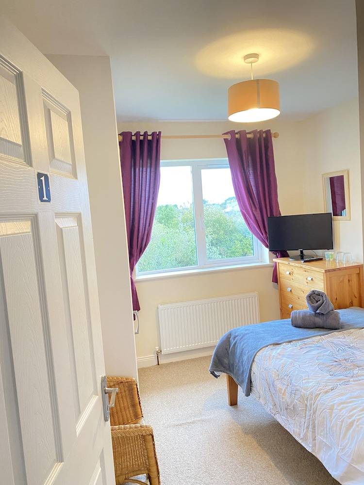 Accommodation Knight's Town