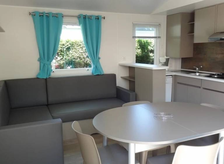 Camping suite with heated pool, yard & terrace — photo 4