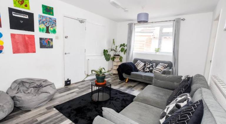 Vacation home with 5 rooms for 9 persons in Leicester