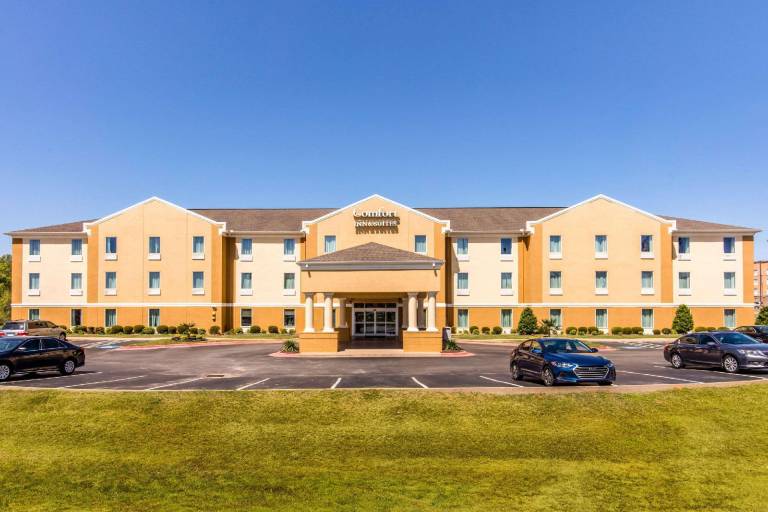 Comfort Inn & Suites Bryant - Benton in Bryant, AR