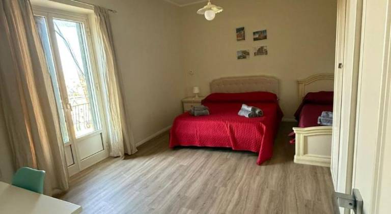 Holiday apartment with 3 rooms for 10 persons — photo 2