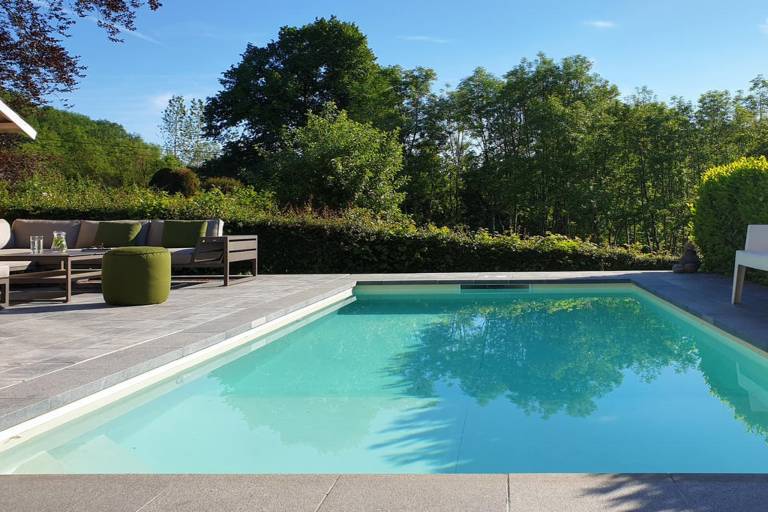 Villa with pool, yard & patio — photo 2