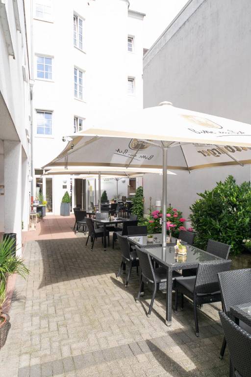 Hotel Bitburger Hof — photo 4