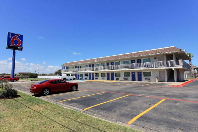 Motel 6 Corpus Christi, TX - East - North Padre Island — photo 5