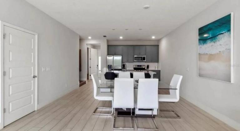 Big villa with pool | Pets are welcome — photo 4