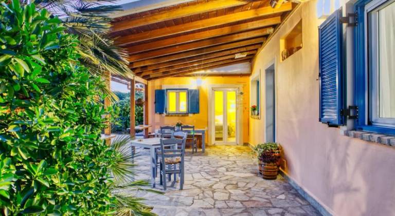 Beautiful house with yard, private pool & patio | Dogs allowed — photo 4