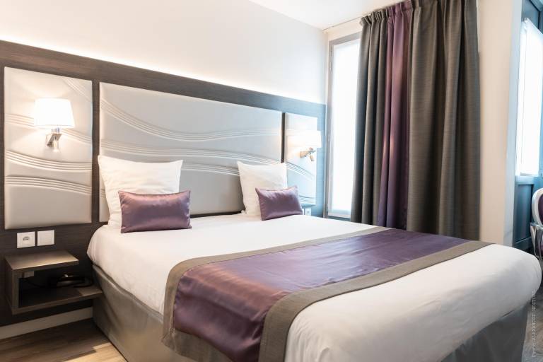 Hotel Versailles Chantiers in Versailles