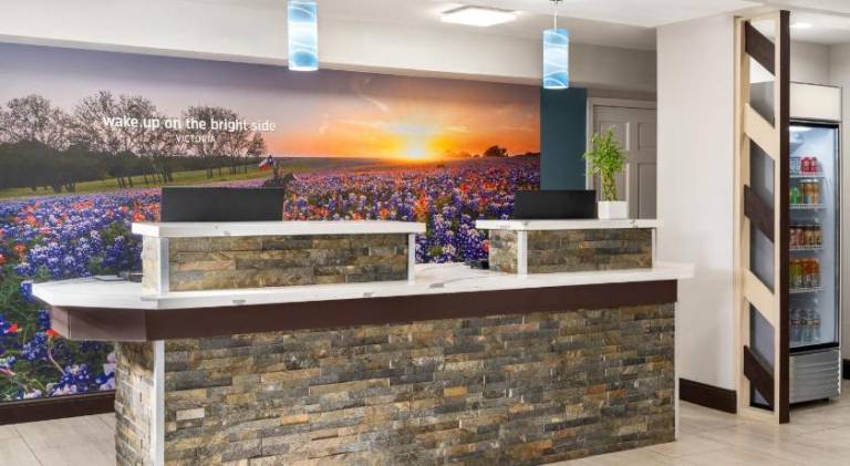 La Quinta Inn by Wyndham Victoria — photo 5