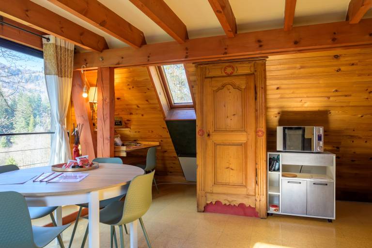 Apartment with BBQ, fast internet & yard | Lake view | Perfect for remote work — photo 4