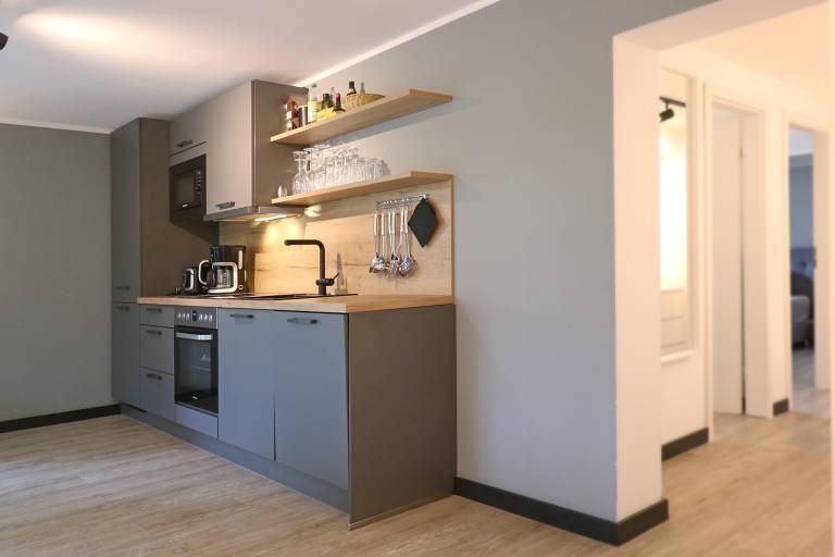 Family-oriented condo with yard | City view | Pets are welcome — photo 5