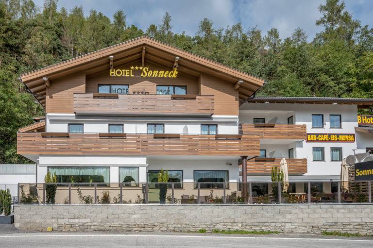Cosy Holiday Apartment "Sonneck" Near Many Hiking Trails with Mountain View & Wi-Fi — photo 2